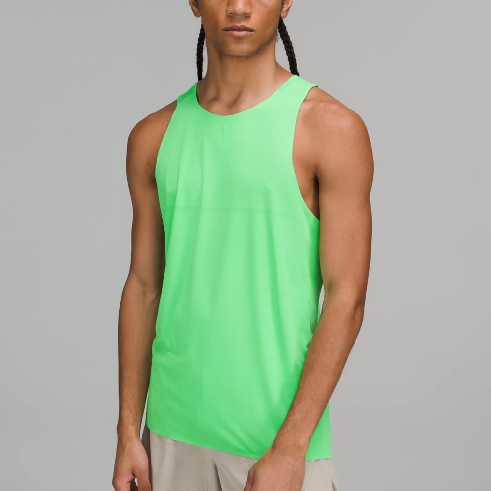 SOLD OUT - Lululemon Fast and Free Singlet *Breathe SCMG Scream Green. Size L
